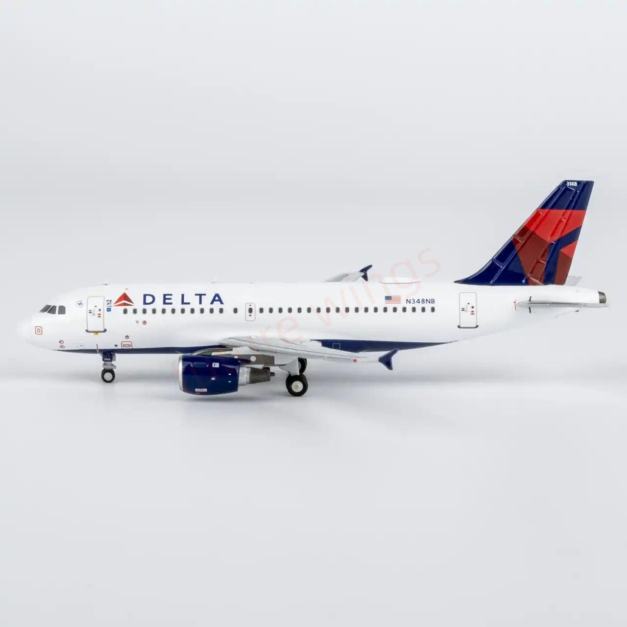 1:400 NG Models NG49039 Delta Airlines Airbus A319 N348NB Aircraft Model+Free Tractor