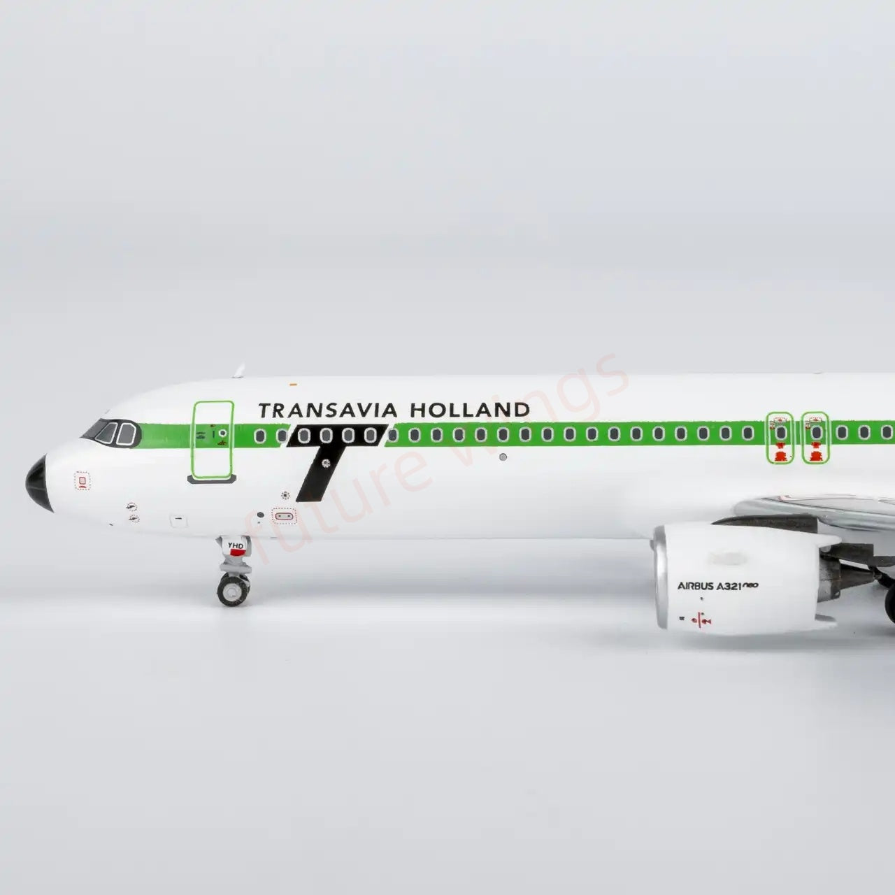 1:400 NG Models NG13139 Transavia Airlines A321neo PH-YHD Aircraft Model+Free Tractor