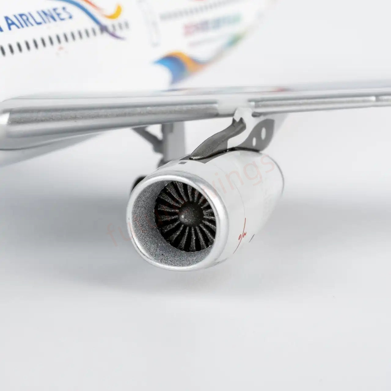 1:400 NG Models NG61101 Sichuan Airlines Airbus A330-200 B-8962 Aircraft Model+Free Tractor