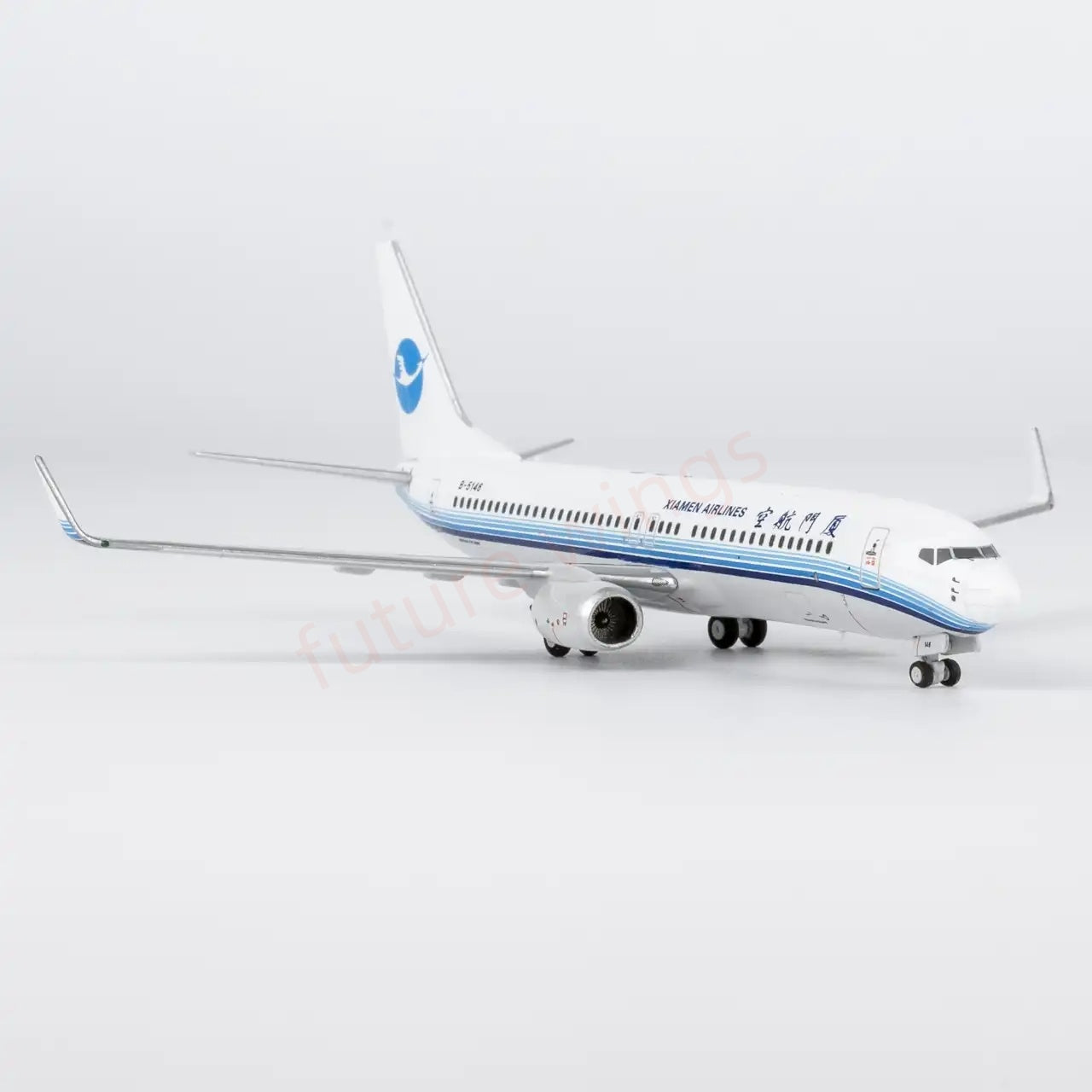 1:400 NG Models NG64155 XiamenAir B737-800 B-5146 Aircraft Model+Free Tractor