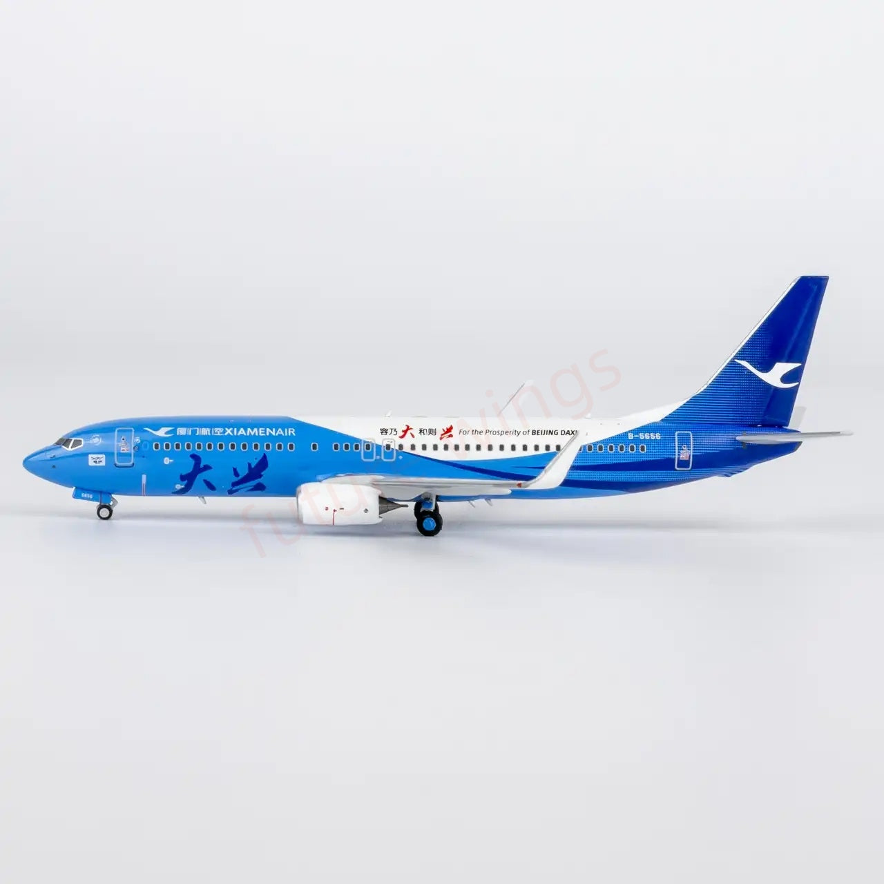 1:400 NG Models NG64149 XiamenAir B737-800 B-5656 "DaXing" Aircraft Model+Free Tractor