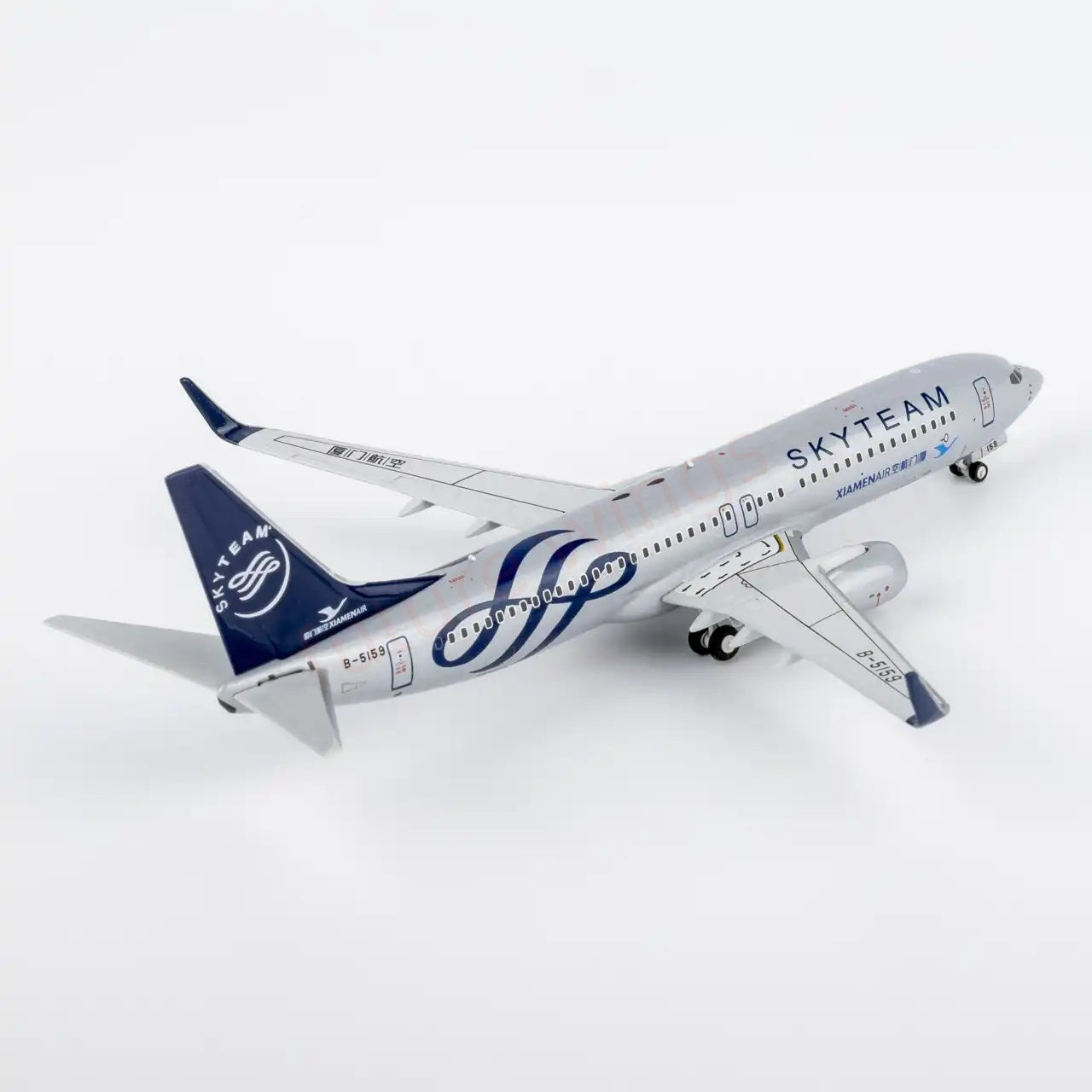 1:400 NG Models NG64151 XiamenAir B737-800 B-5159 "SKYTEAM" Aircraft Model+Free Tractor