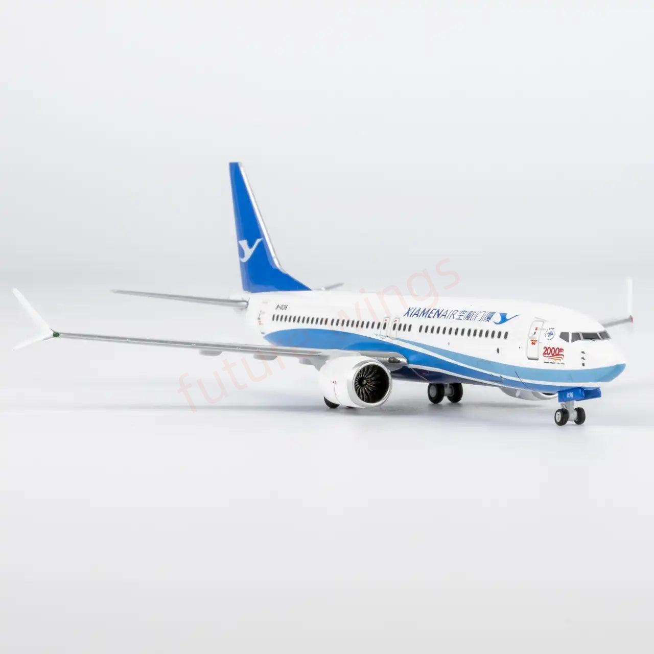 1:400 NG Models NG64153 XiamenAir B737 MAX8 B-1136 Aircraft Model+Free Tractor