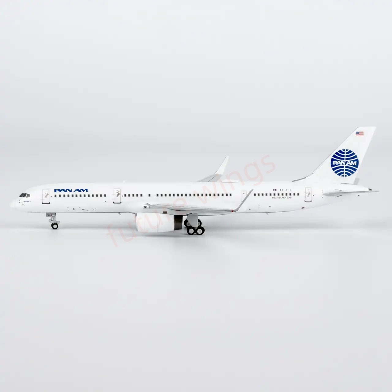 1:400 NG Models NG53210 Iceland Air B757-200 TF-FIC "Pan Am" Aircraft Model+Free Tractor