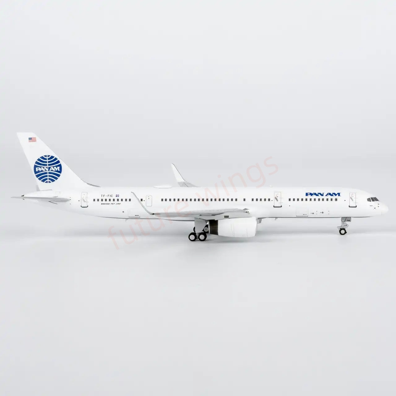 1:400 NG Models NG53210 Iceland Air B757-200 TF-FIC "Pan Am" Aircraft Model+Free Tractor
