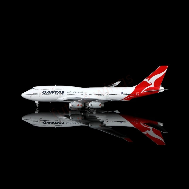 1:400 HX Models Qantas Airways B747-400 VH-OJS (5 engines and 4 engines)Aircraft Model Free Tractor +Stand