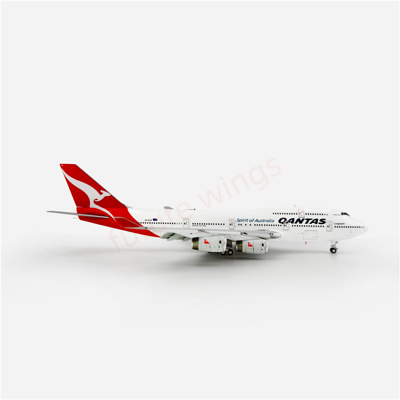 1:400 HX Models Qantas Airways B747-400 VH-OJS (5 engines and 4 engines)Aircraft Model Free Tractor +Stand