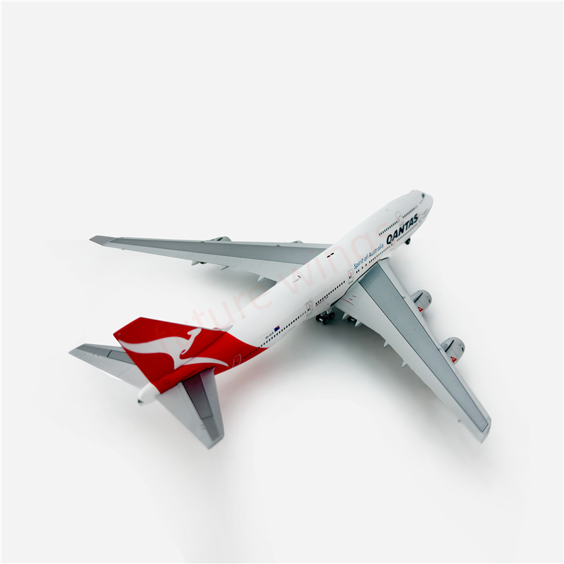 1:400 HX Models Qantas Airways B747-400 VH-OJS (5 engines and 4 engines)Aircraft Model Free Tractor +Stand