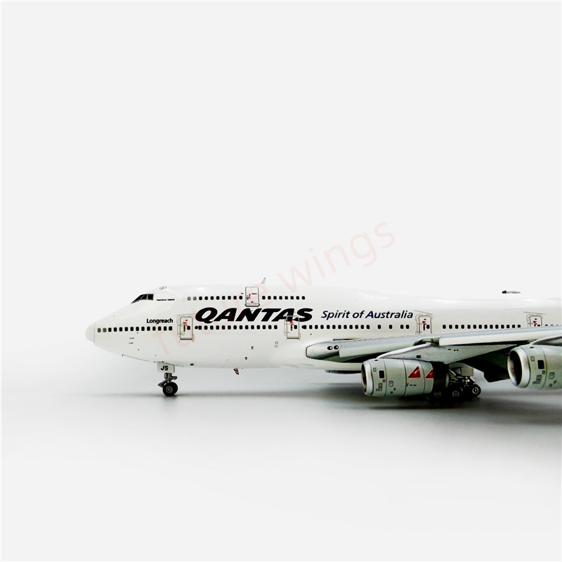 1:400 HX Models Qantas Airways B747-400 VH-OJS (5 engines and 4 engines)Aircraft Model Free Tractor +Stand