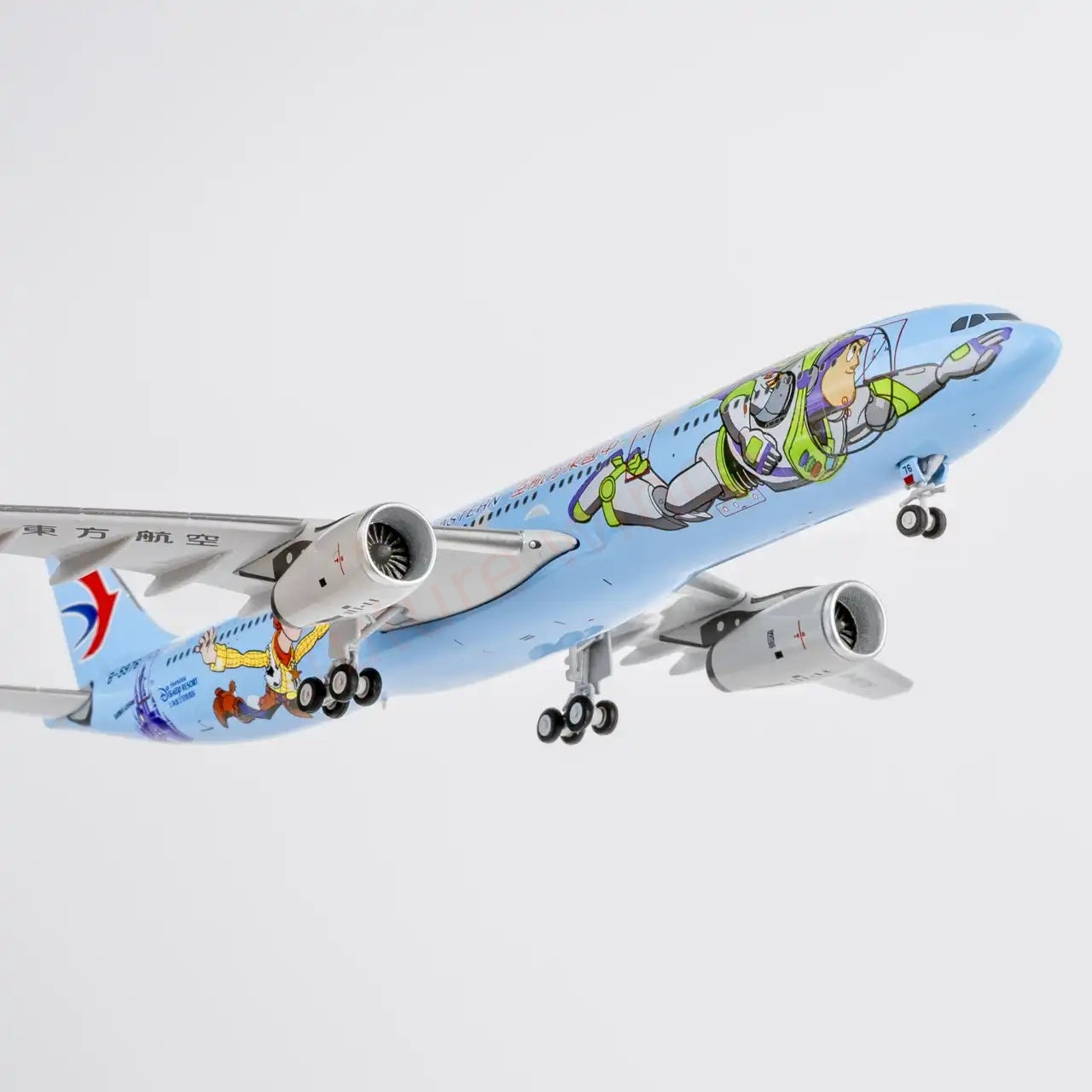 1:400 NG Models NG62078 China Eastern Airlines A330-300 B-5976 Aircraft Model+Free Tractor