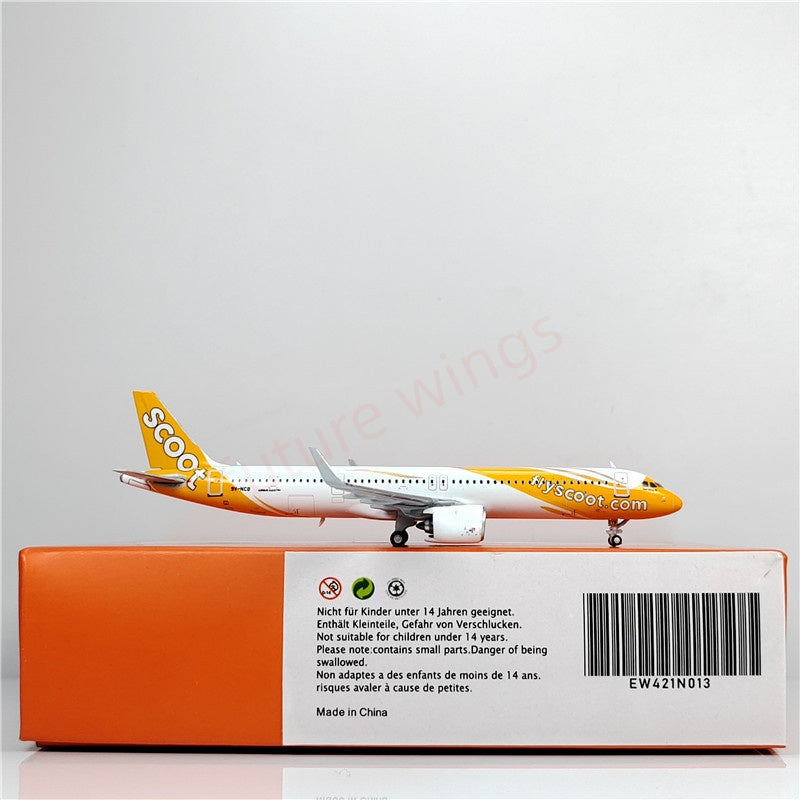 1:400 JC Wings EW421N013 Scott A321NEO 9V-NCB Aircraft Model+Free Tractor