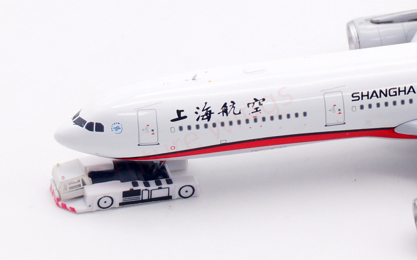 1:400 Aviation400 ShangHai Airlines A330-300 B-6083 Aircraft Model Free Tractor+Stand