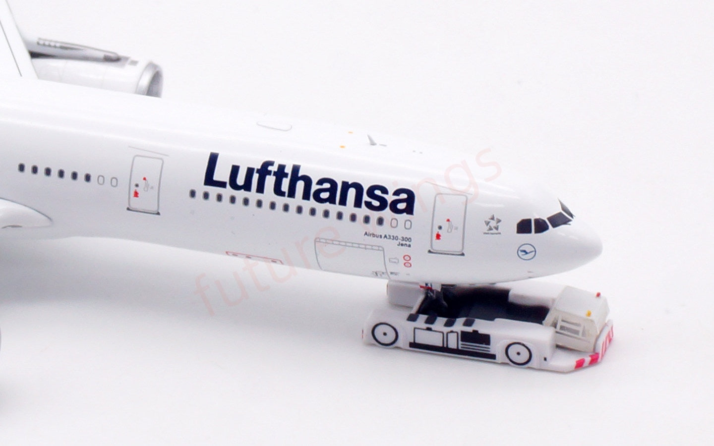 1:400 Aviation400 Lufthansa Airlines A330-300 D-AIKI Aircraft Model Free Tractor+Stand