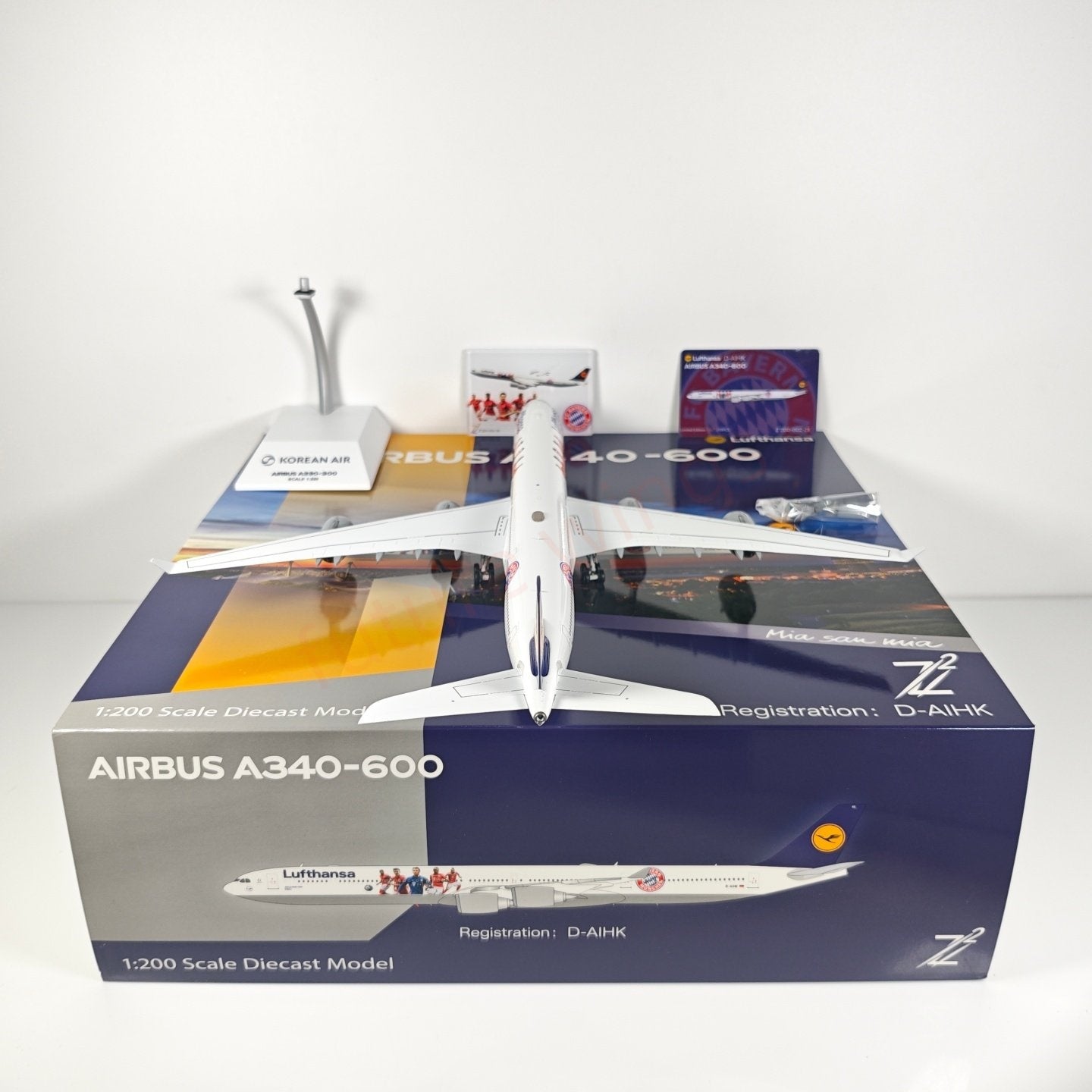 1:200 Z² Model(JC Wings) Lufthansa Airlines A340-600 D-AIHK “Bayern Munich”Diecast Aircraft Model With Stand