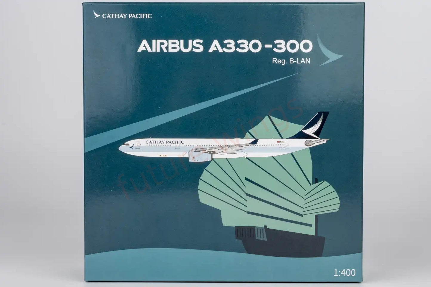 1:400 NG Models NG62082 Cathay Pacific A330-300 B-LAN Aircraft Model+Free Tractor