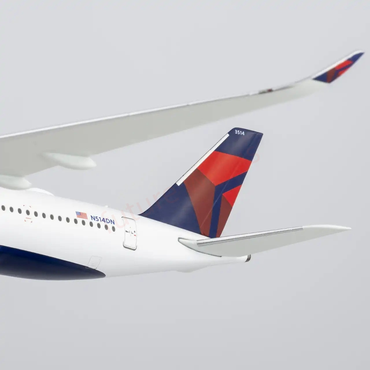 1:400 NG Models NG39117 Delta Airlines A350-900 N514DN Aircraft Model+ Free Tractor