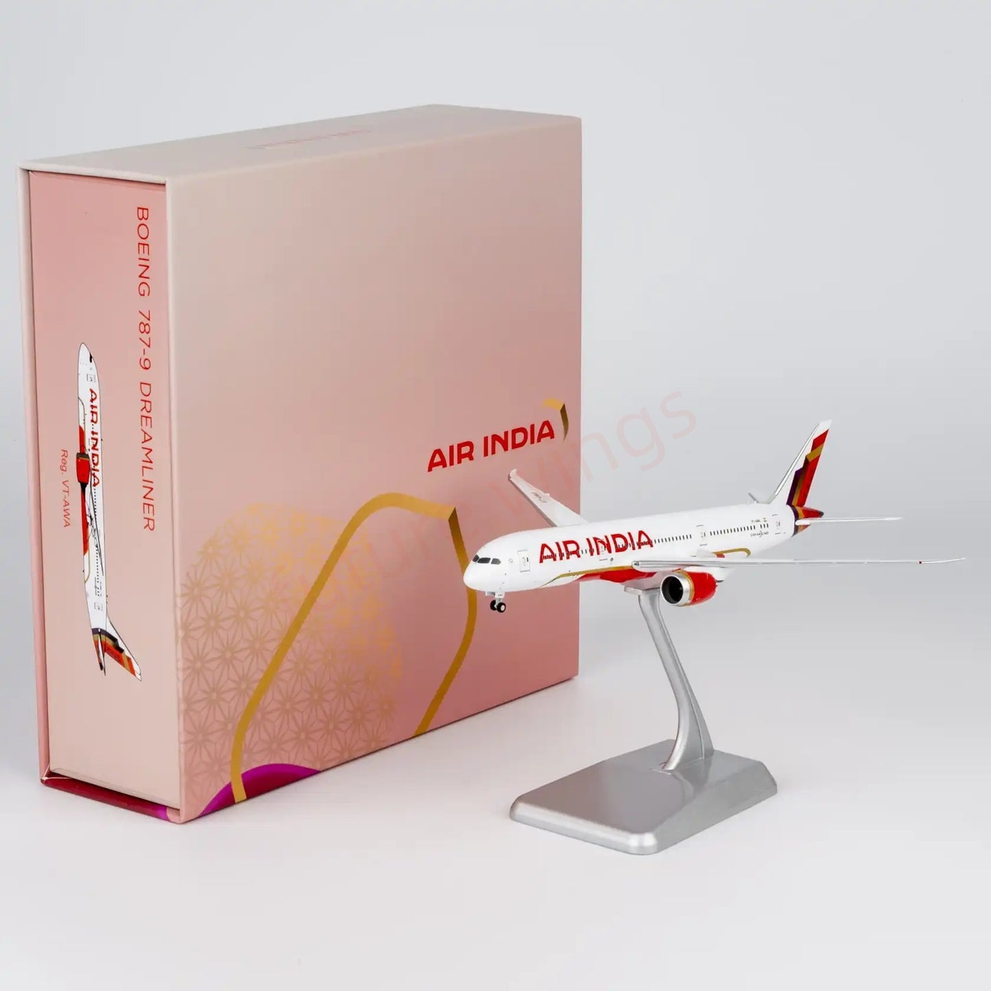 1:400 NG Models NG55155 Air India B787-9 VT-AWA Aircraft Model+Free Tractor "Luxury Package"