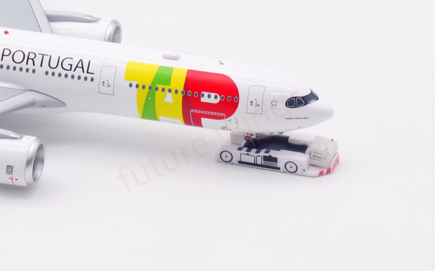 1:400 Aviation400 TAP A330-900NEO CS-TUQ Aircraft Model Tractor+Stand