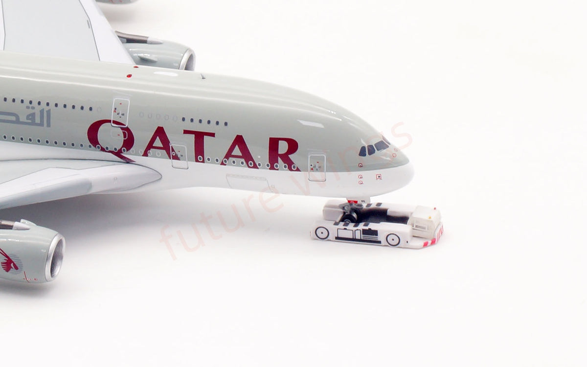 1:400 Aviation400 Qatar Airways A380 A7-APE Aircraft Model Free Tractor+Stand
