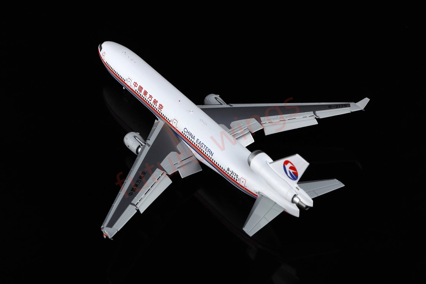 1:400 HX Models China Eastern McDonnell MD-11 B-2171 B-2172 B-2173 B-2174 B-2175 Aircraft Model+Free Tractor