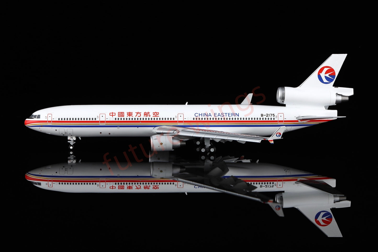 1:400 HX Models China Eastern McDonnell MD-11 B-2171 B-2172 B-2173 B-2174 B-2175 Aircraft Model+Free Tractor