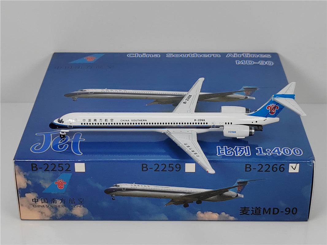 1:400 Jethut China Southern Airlines MD-90 B-2252 B-2259 B-2266+Free Tractor