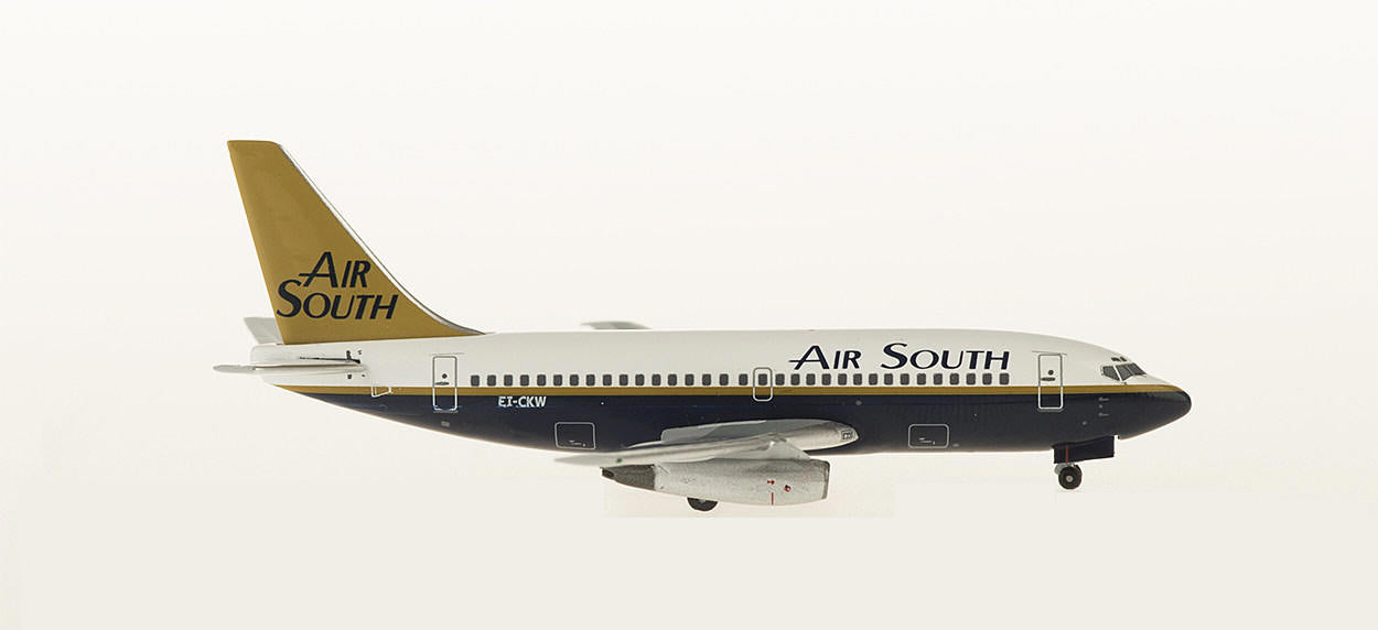 (Rare)1:400 AeroClassics AC4EICKW Air South Boeing 737-200 EI-CKW+Free Tractor