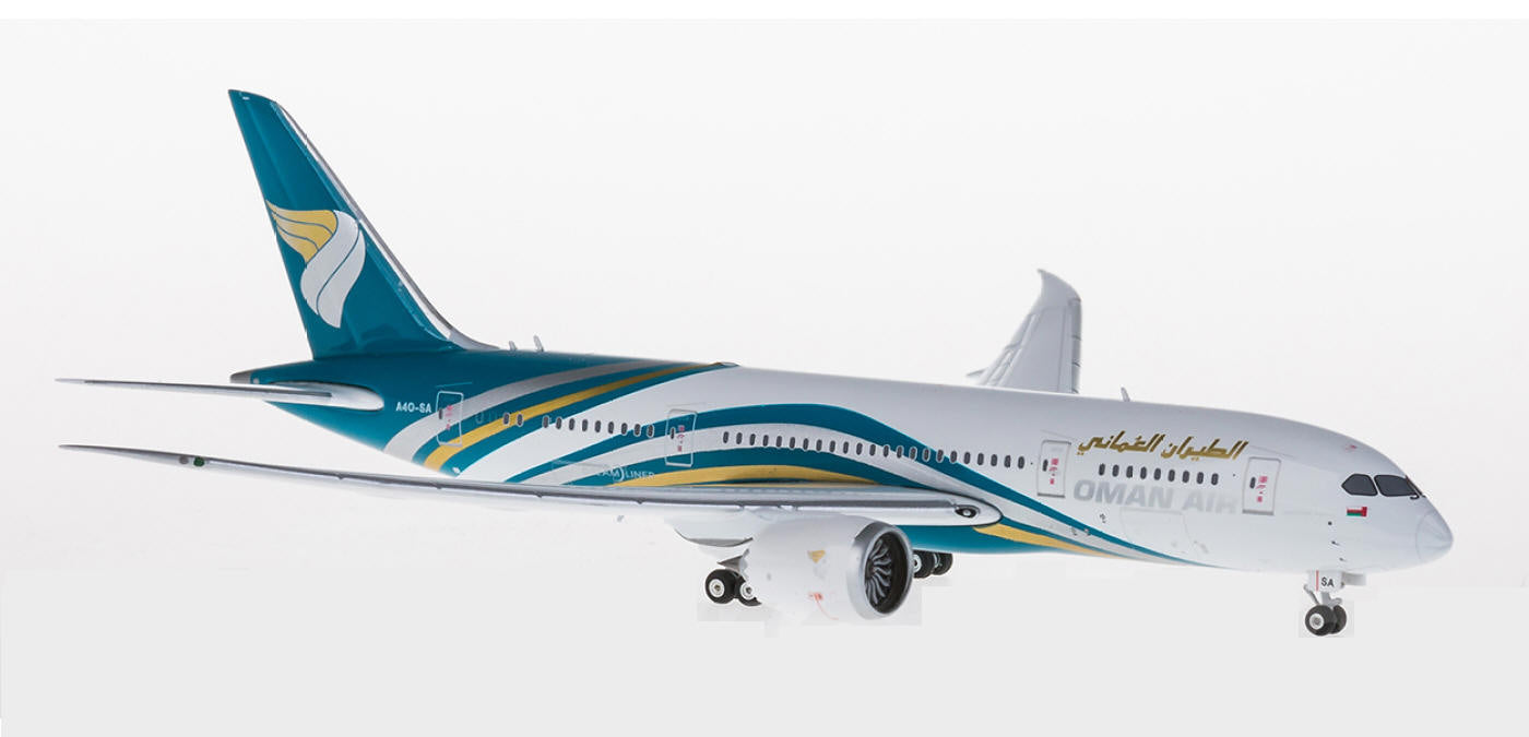 1:400 Phoenix PH11208 Oman Air Boeing 787-8 A4O-SA Aircraft Model+Free Tractor