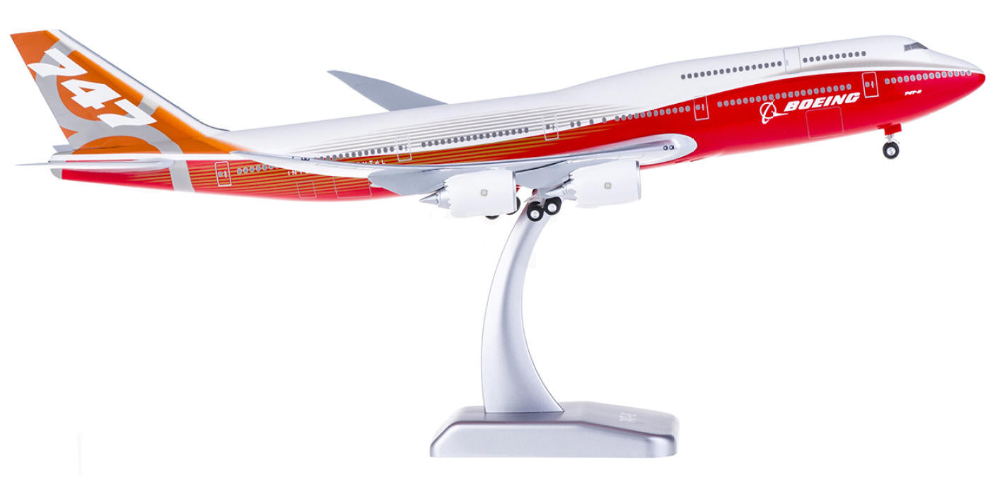 1:200 Hogan Wings HG4050GR Boeing 747-8