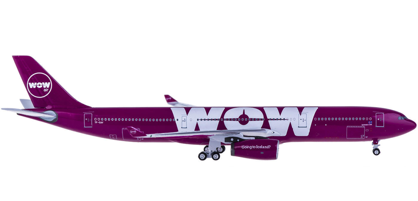 (Rare)1:400 AeroClassics AC4TFGAY WOW air Airbus A330-300 TF-GAY+Free Tractor