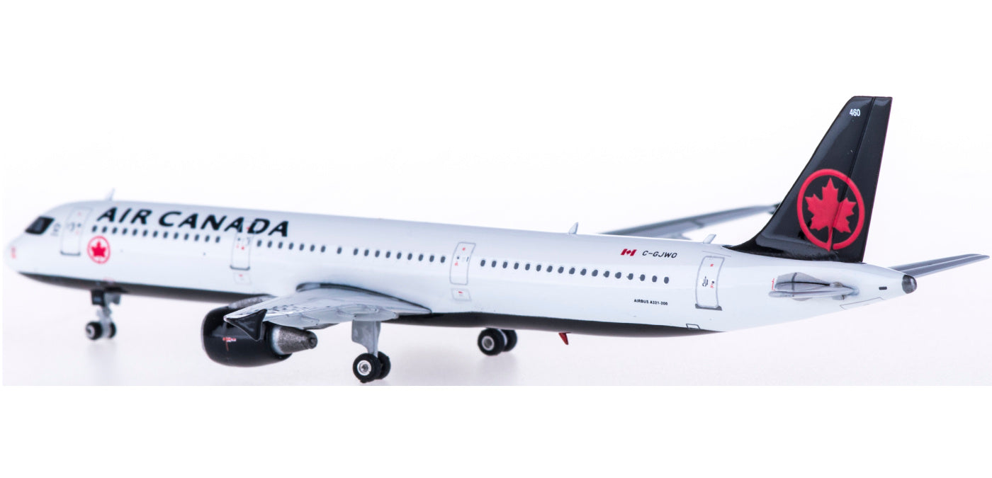 1:400 Phoenix PH11384 Air Canada Airbus A321 C-GJWO+Free Tractor