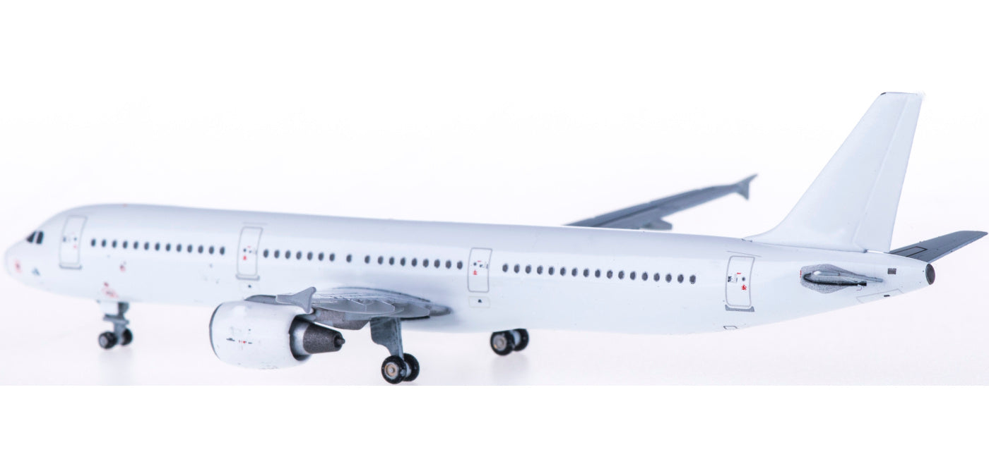 1:400 JC Wings XX4999 Airbus Blank A321+Free Tractor