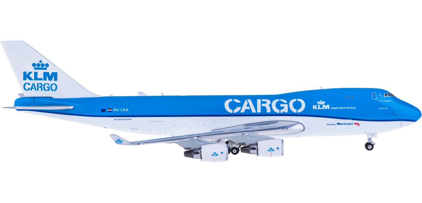 1:400 Phoenix PH04232 KLM Cargo Boeing 747-400 PH-CKA+Free Tractor