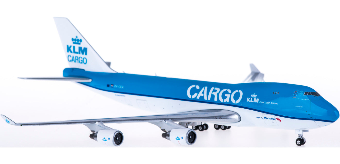 1:400 Phoenix PH04232 KLM Cargo Boeing 747-400 PH-CKA+Free Tractor