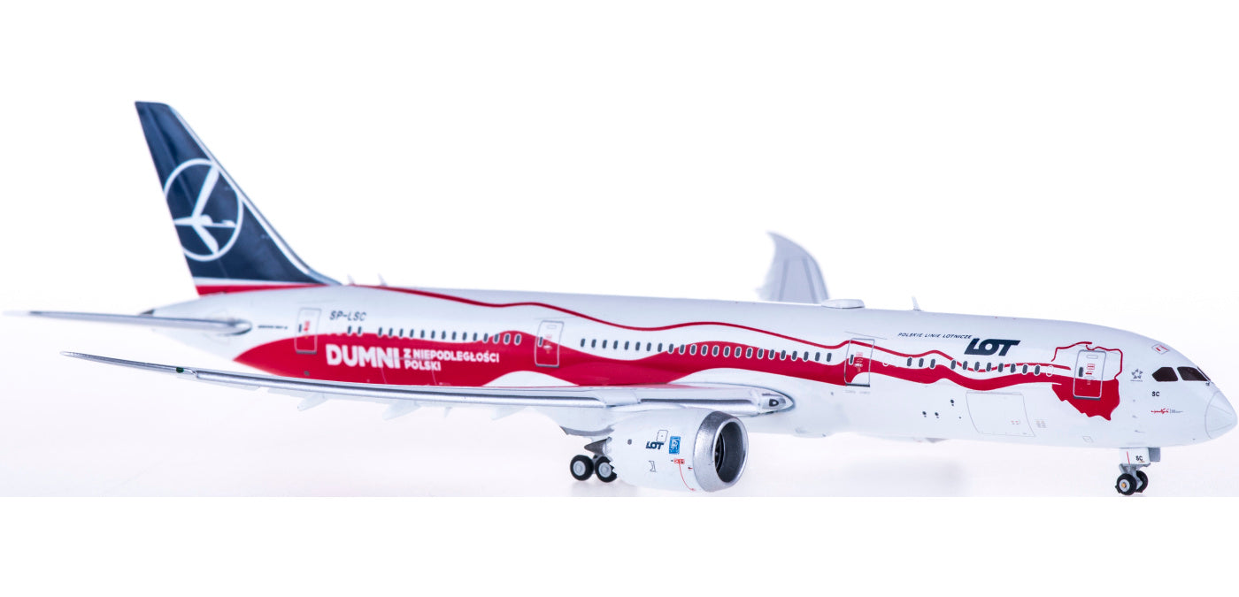 1:400 JC Wings XX4062A LOT Boeing 787-9 SP-LSC 100years "Flaps Down" Free Tractor+Stand
