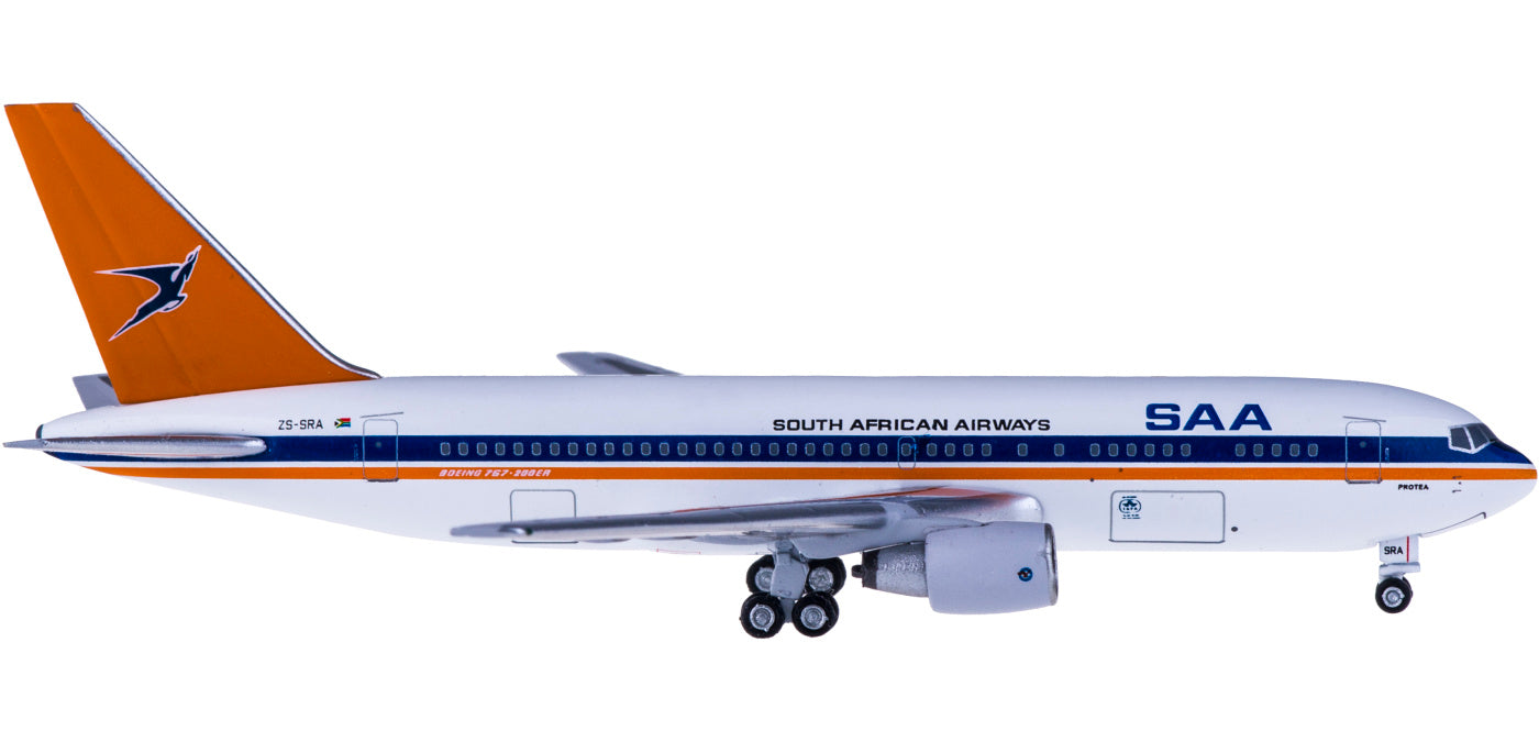 (Rare)1:400 AeroClassics AC419455 South African Airways Boeing 767-200 ZS-SRA+Free Tractor