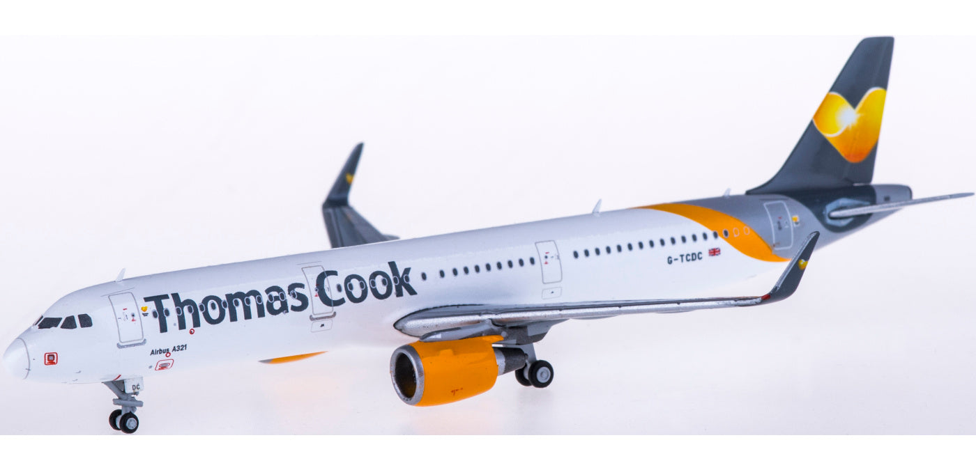 (Rare)1:400 Geminijets GJTCX1431 Thomas Cook Airbus A321 G-TCDC+Free Tractor