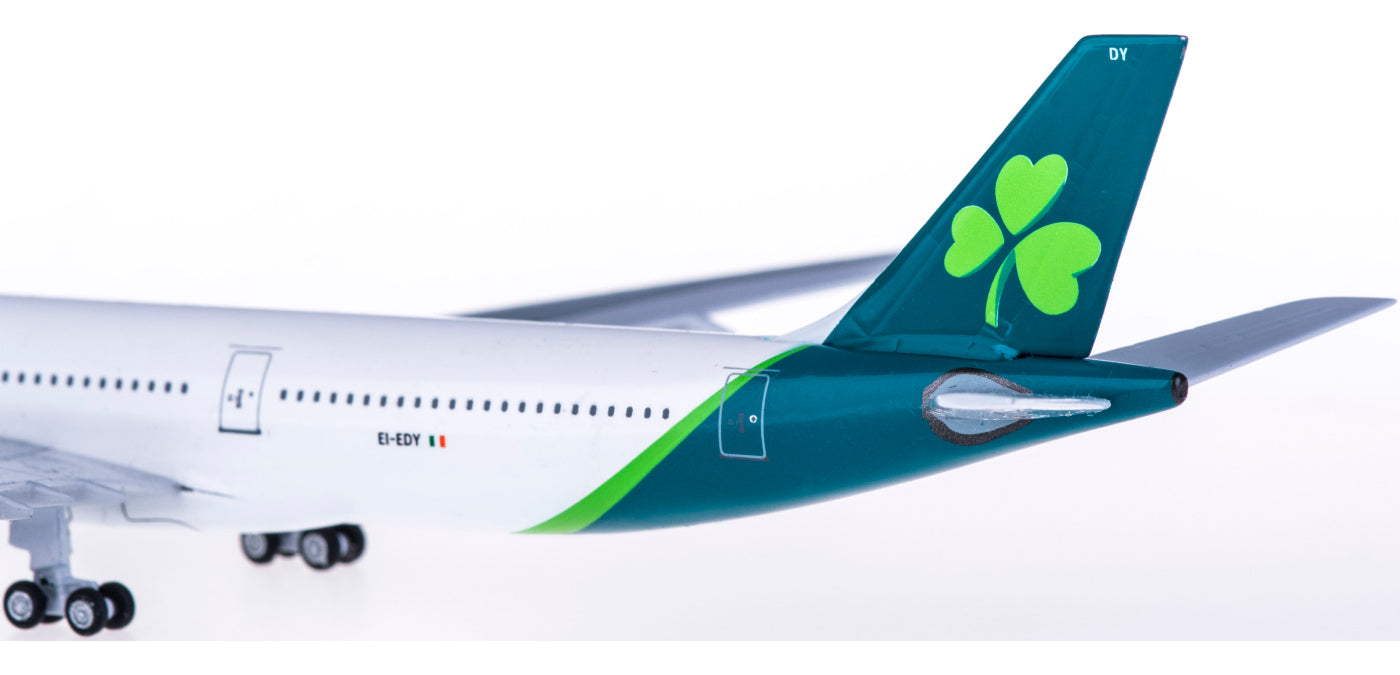 (Rare)1:400 AeroClassics AC419528 Aer Lingus Airbus A330-300 EI-EDY+Free Tractor
