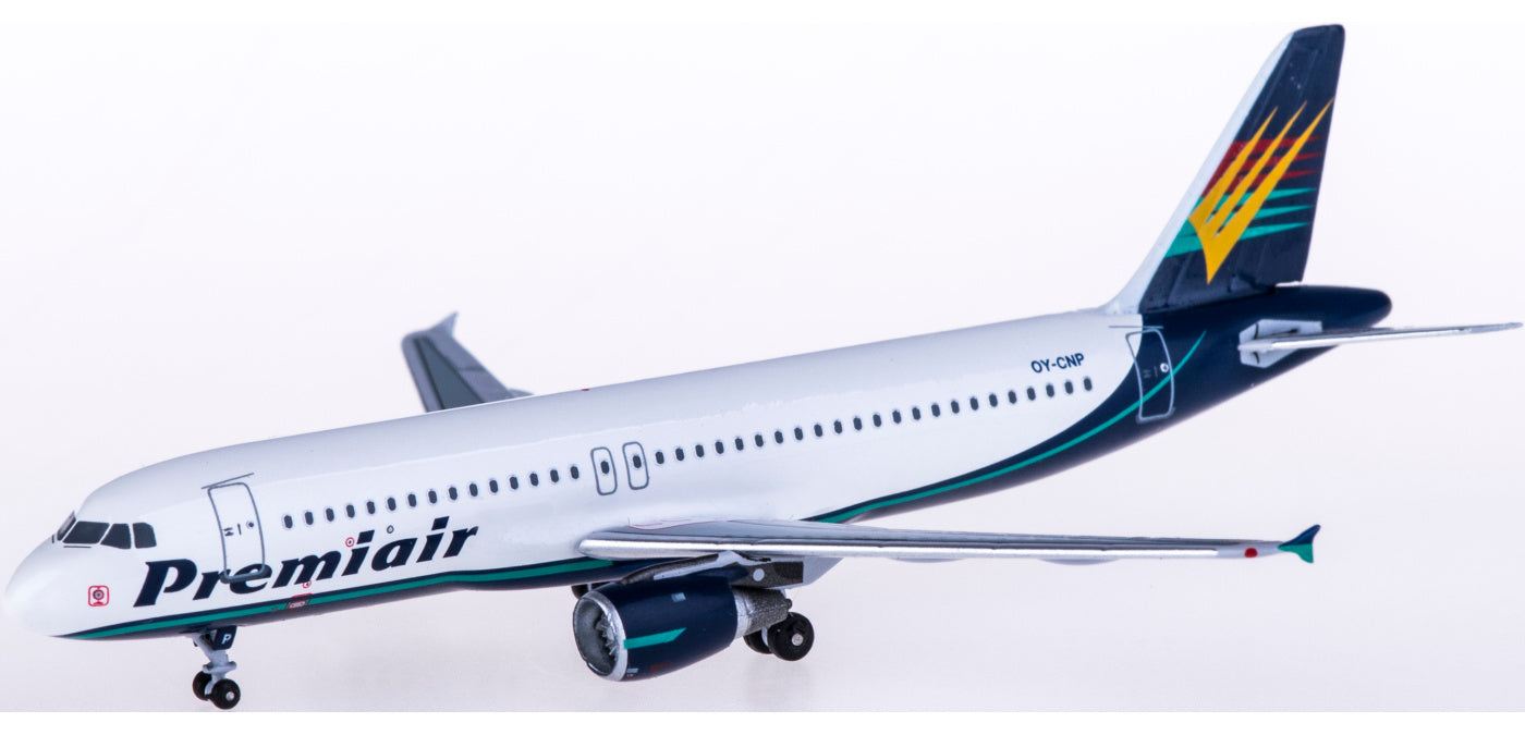 (Rare)1:400 AeroClassics AC4OYCNP Premiair Airbus A320 OY-CNP+Free Tractor
