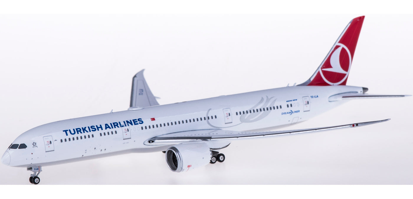 1:400 Phoenix PH11557 Turkish Airlines Boeing 787-9 TC-LLA Free Tractor+Stand