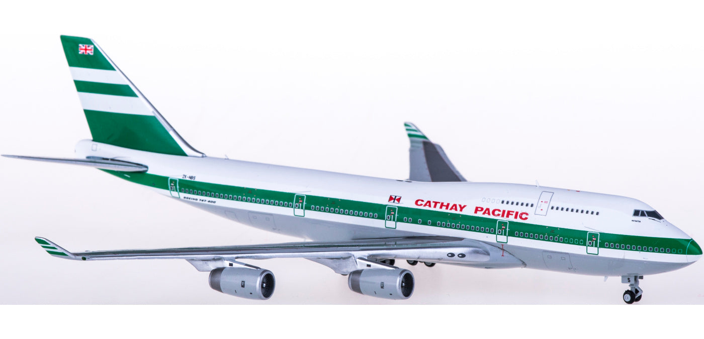 1:400 Kai Tak Wings KTW4744001 Cathay Pacific Boeing 747-400 ZK-NBS Aircraft Model+Free Tractor