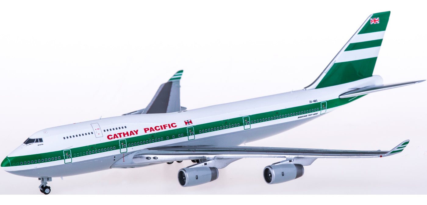 1:400 Kai Tak Wings KTW4744001 Cathay Pacific Boeing 747-400 ZK-NBS Aircraft Model+Free Tractor
