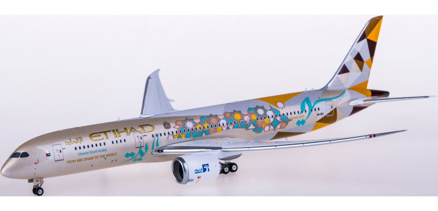 1:400 Phoenix PH04312 Etihad Airways Boeing 787-9 A6-BLI Free Tractor+Stand