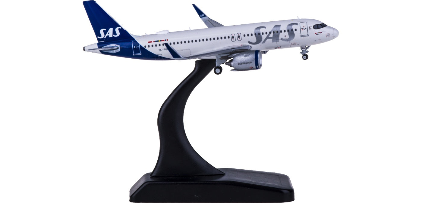 (Rare)1:400 Geminijets GJSAS1916 SAS Airbus A320 SE-ROH Free Tractor+Stand