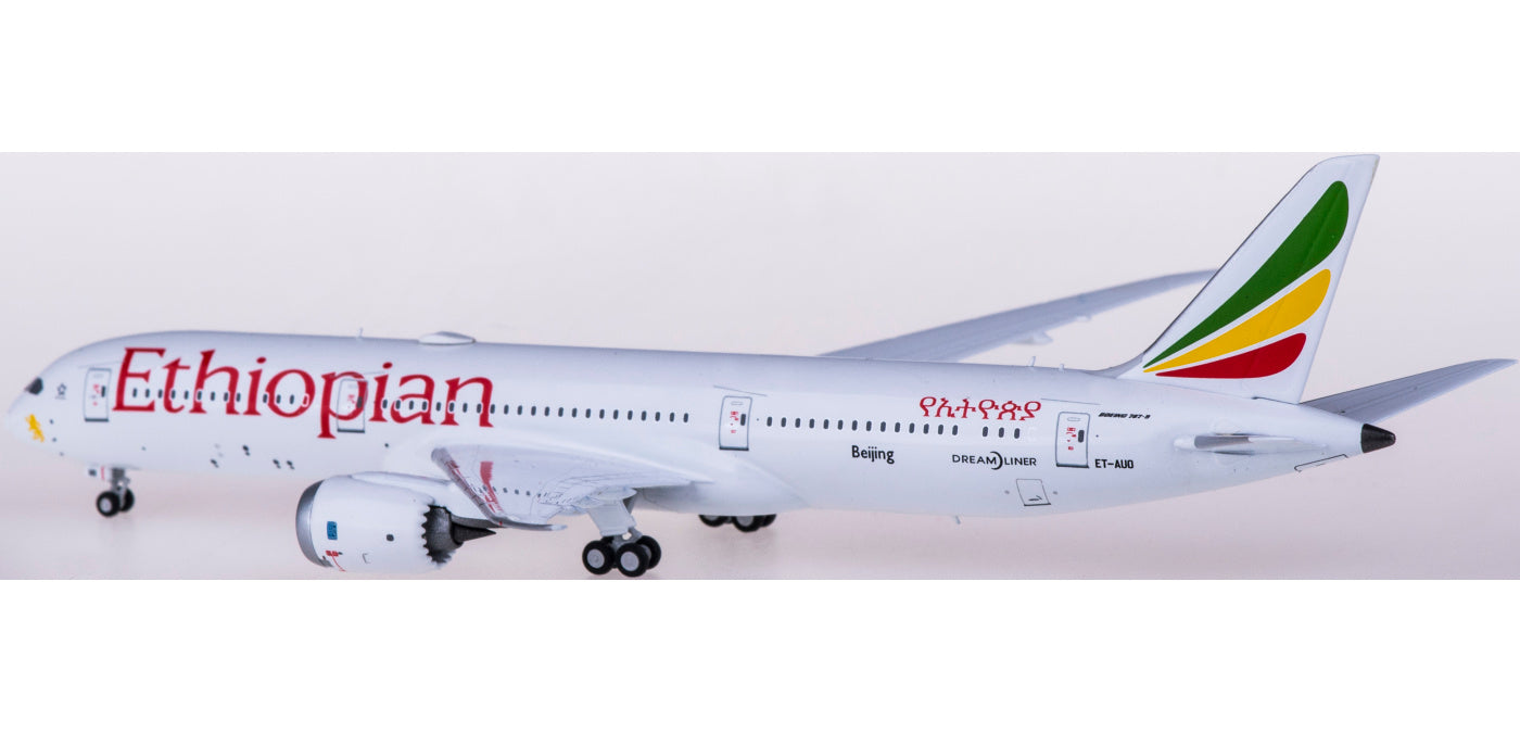 1:400 NG ModelsNG55061 Ethiopian Airlines Boeing 787-9 ET-AUO+Free Tractor