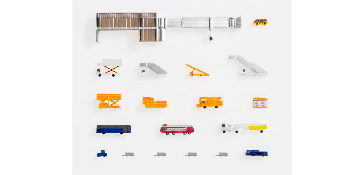 1:500 Herpa Wings GSE 519472 Airport Accessories 19parts
