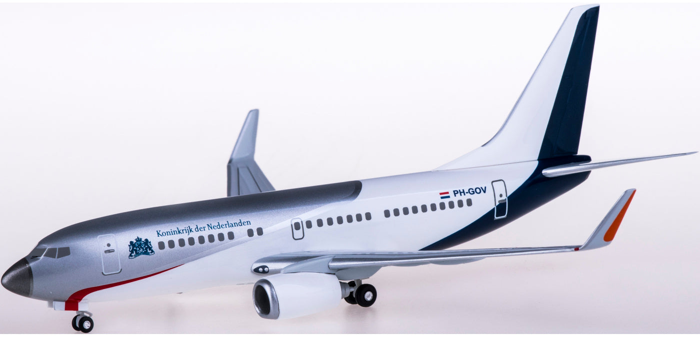 1:200 Hogan Wings HG11601GR Netherland Government Boeing 737-700 PH-GOV