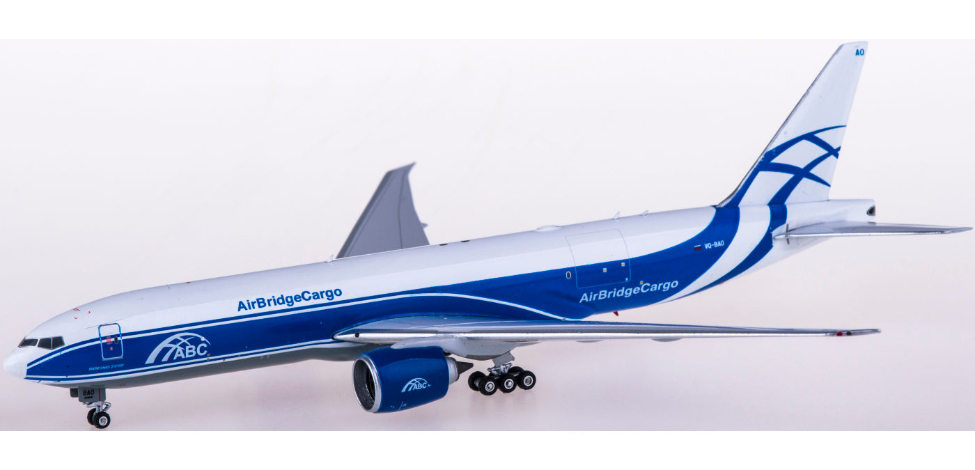 1:400 Phoenix PH11667 AirBridgeCargo Boeing 777-200LRF VQ-BAO Free Tractor+Stand