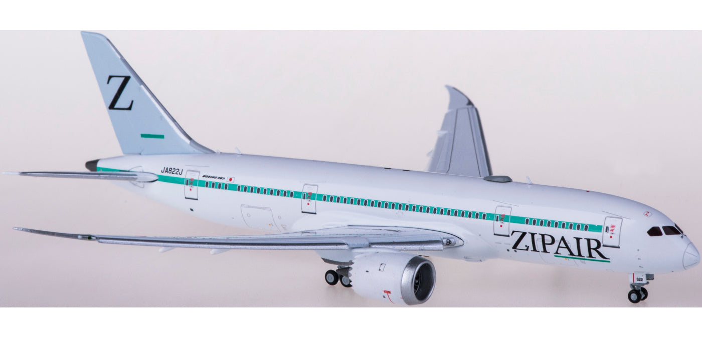 1:400 JC Wings EW4788004A ZIPAIR Boeing 787-8 JA822J "Flaps Down" Aircraft Model+Free Tractor