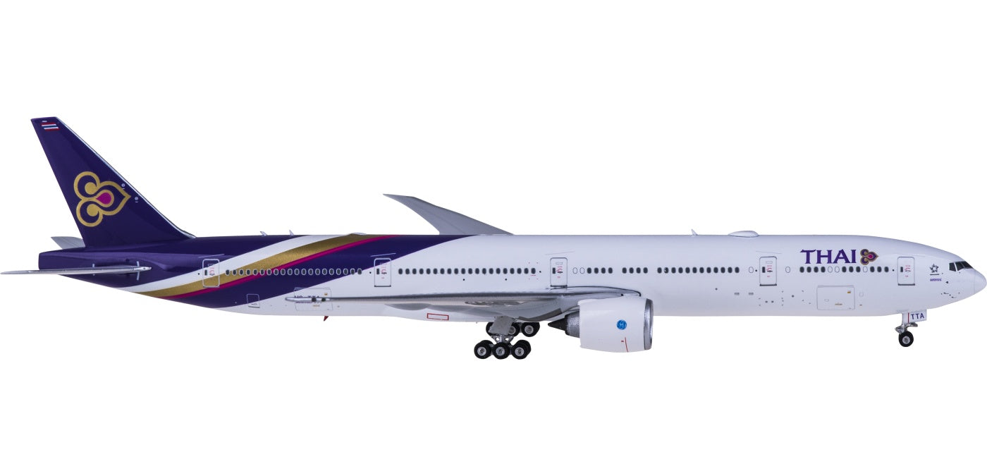 1:400 Phoenix PH11679 Thai Airways Boeing 777-300ER HS-TTA+Free Tractor
